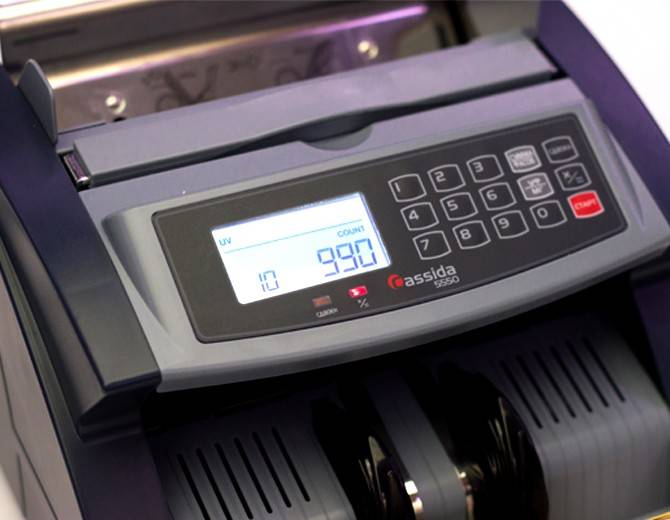 Счетчик банкнот Cassida 5550 UV/MG артикул 0021-1301 